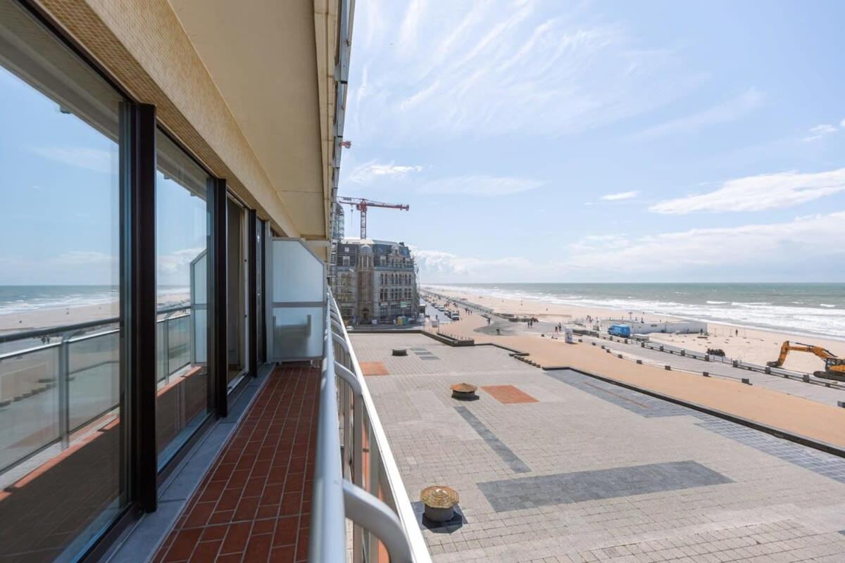 Huswell - Bright Seaview Apartment In Oostende Exterior photo